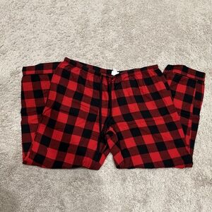 Wondershop Red and Black Buffalo Plaid Womens Pants